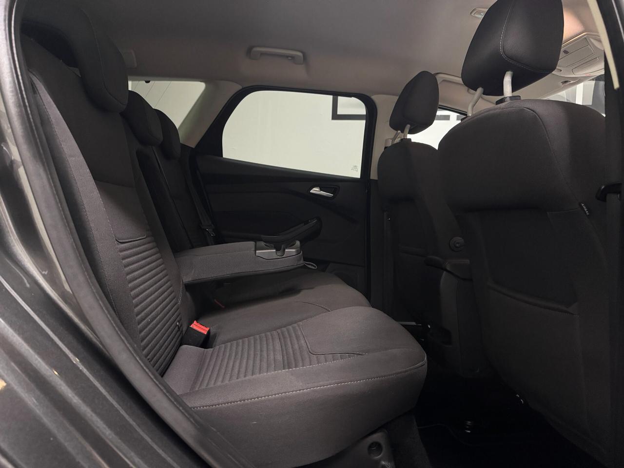 Ford Focus Titanium / 1.5 TDCi 120 CV /SW/