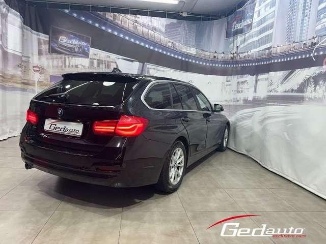 BMW 316 d Touring Luxury AUT. NAVI FULL-LED