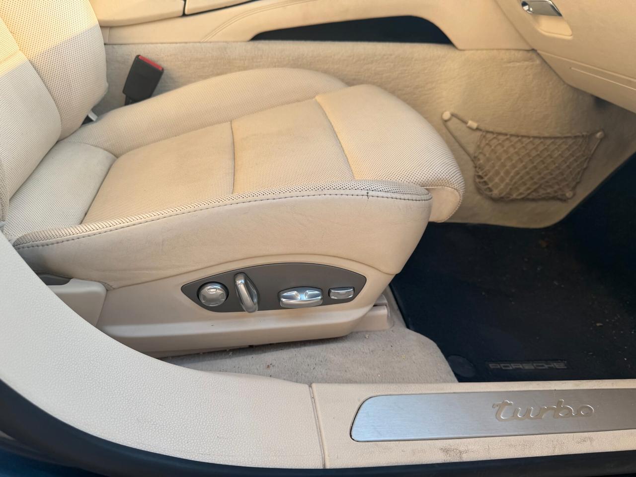 Porsche Panamera 4.8 Turbo S
