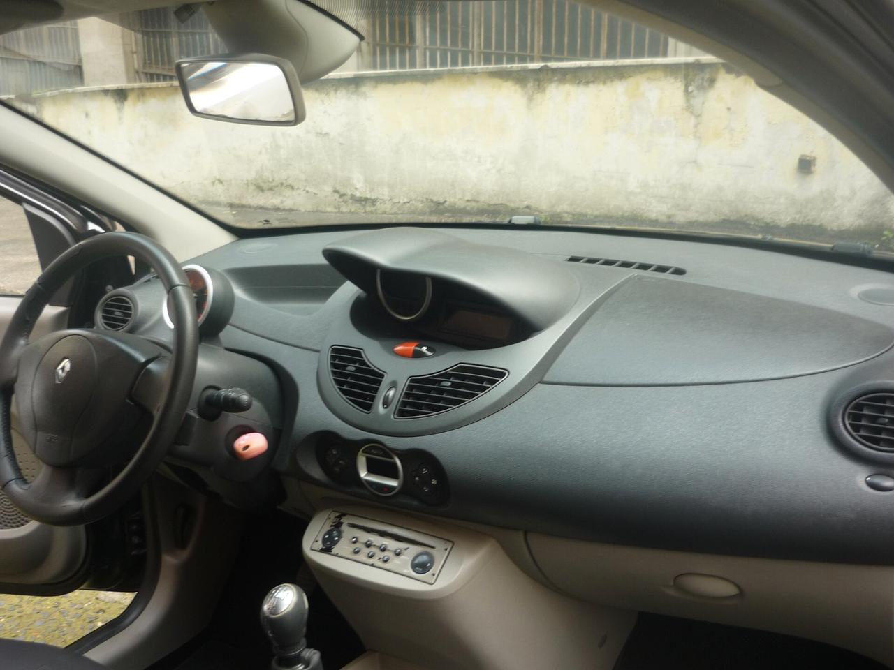 Renault Twingo 1.2 16V Le Iene