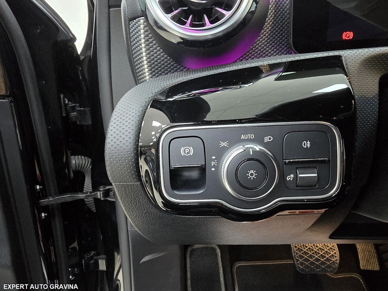 MERCEDES A250E AMG SPORT