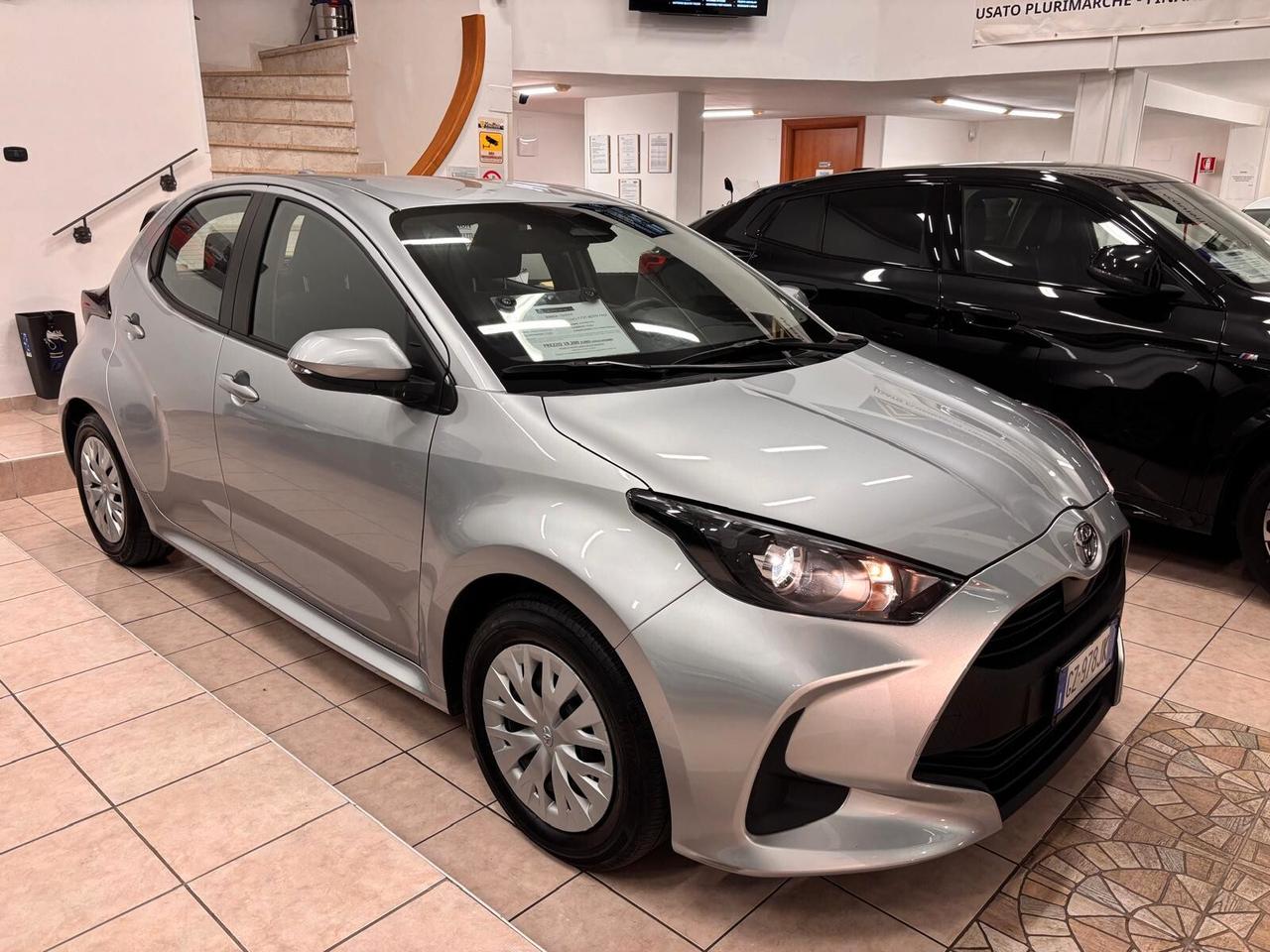 Toyota Yaris 1.5 Hybrid 5 porte Active Business Pack