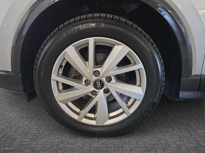 Audi Q2 35 TFSI S tronic Business