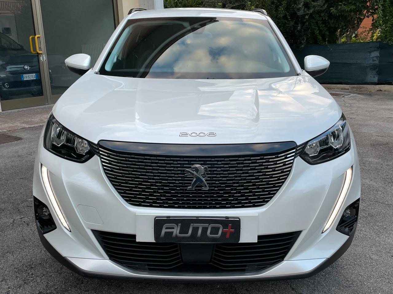 Peugeot 2008 BlueHDi 110 S&S Allure Pack