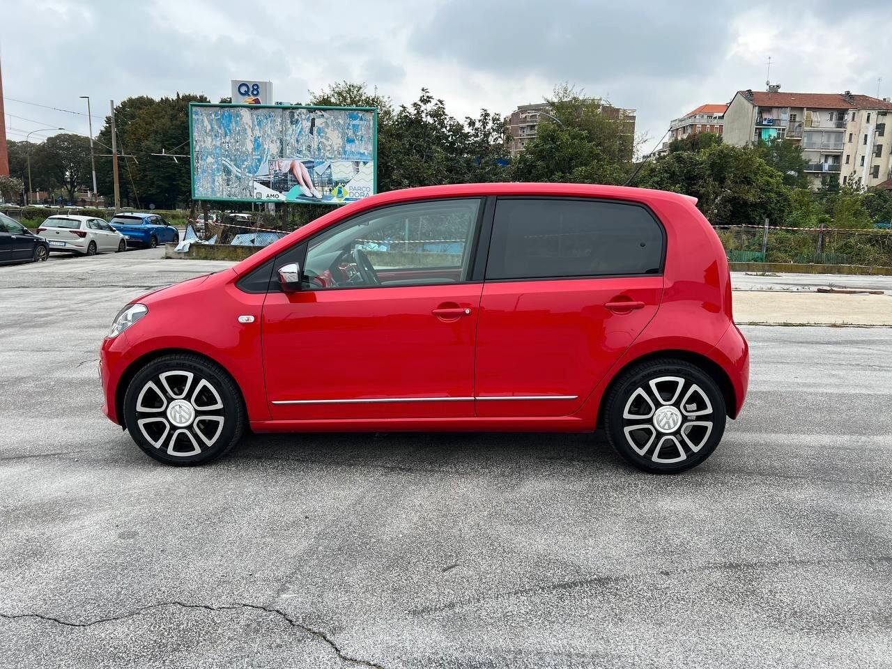 Volkswagen up! 1.0 75 CV 5p. high up!