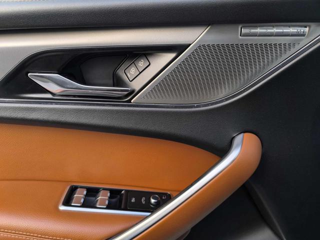 JAGUAR F-Pace 2.0 D 204 CV AWD aut. R-Dynamic HSE