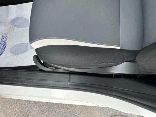 LANCIA Ypsilon 1.2 69 CV 5 porte NEOPATENTATI
