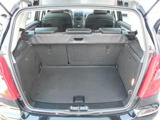 MERCEDES-BENZ A 150 95cv Avantgarde - OK NEOPATENTATI - "DA VETRINA"