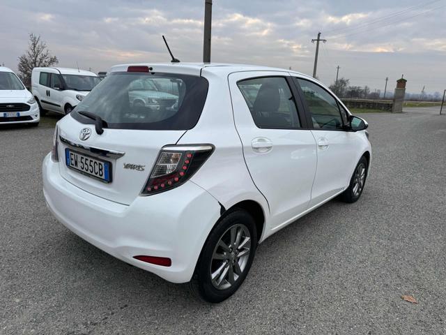 TOYOTA Yaris 1.0 5 porte Lounge