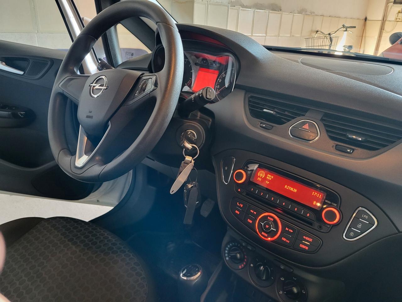 Opel Corsa 1.4 90CV GPL Tech 5 porte n-Joy