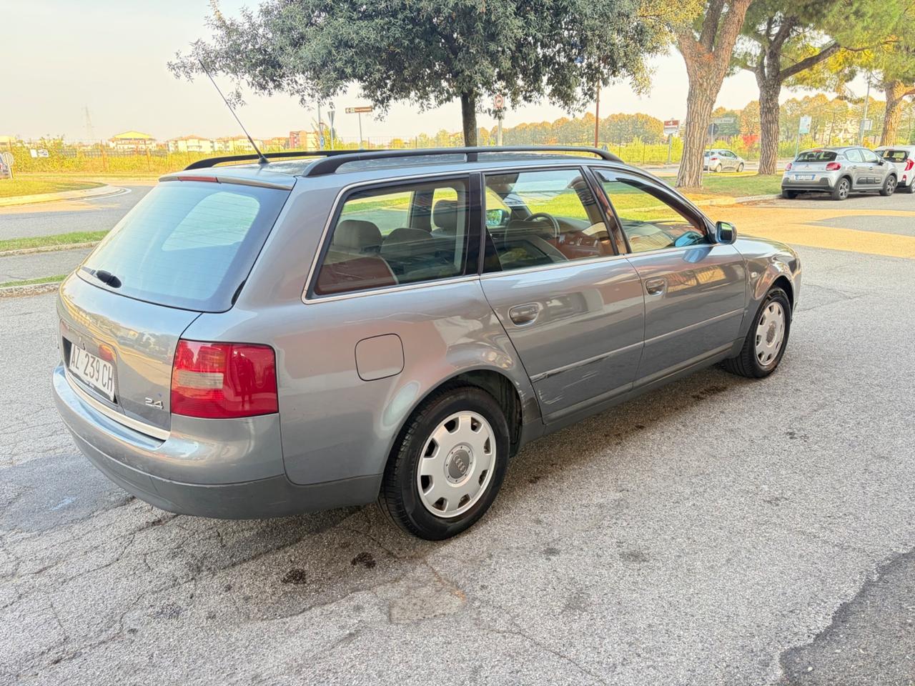 Audi A6 2.4 V6 cat Ambiente A.S.I