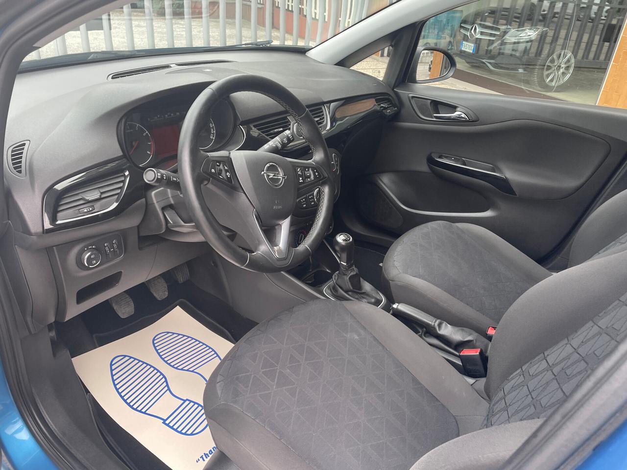 Opel Corsa 1.2 5 porte Black Edition x NEOPATENTATI