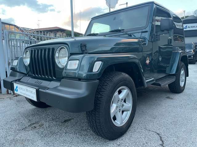 Jeep Wrangler Hard Top 4.0 Sahara