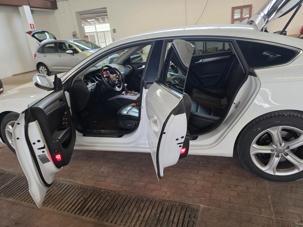 Audi A5 SPB 2.0 TDI 150CV km certificato in