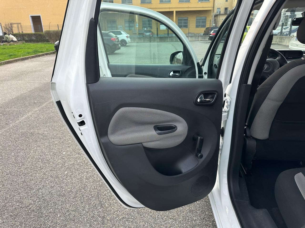 Citroen C3 Picasso 1.4 VTi 95 GPL della casa fino 2033