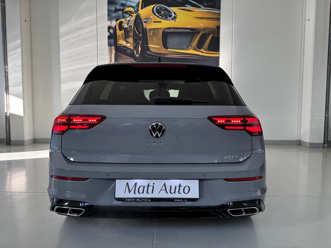 Volkswagen Golf 1.5 eTSI 150 CV DSG R-Line TETTO