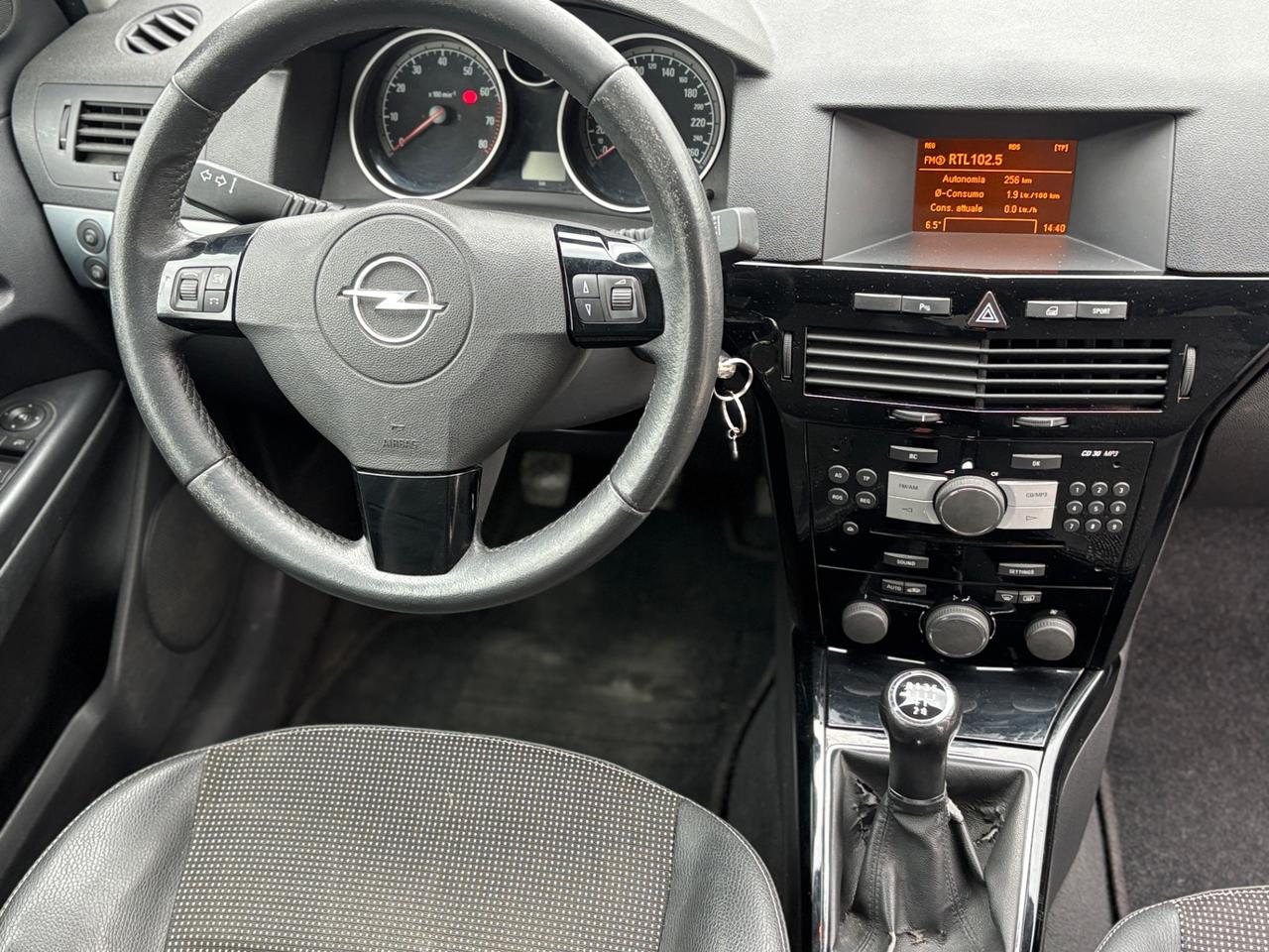 Opel Astra GTC 1.6 16V VVT 3 porte Enjoy