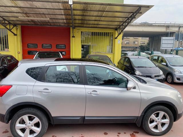 Nissan Qashqai 2.0 dCi DPF 4WD Tekna