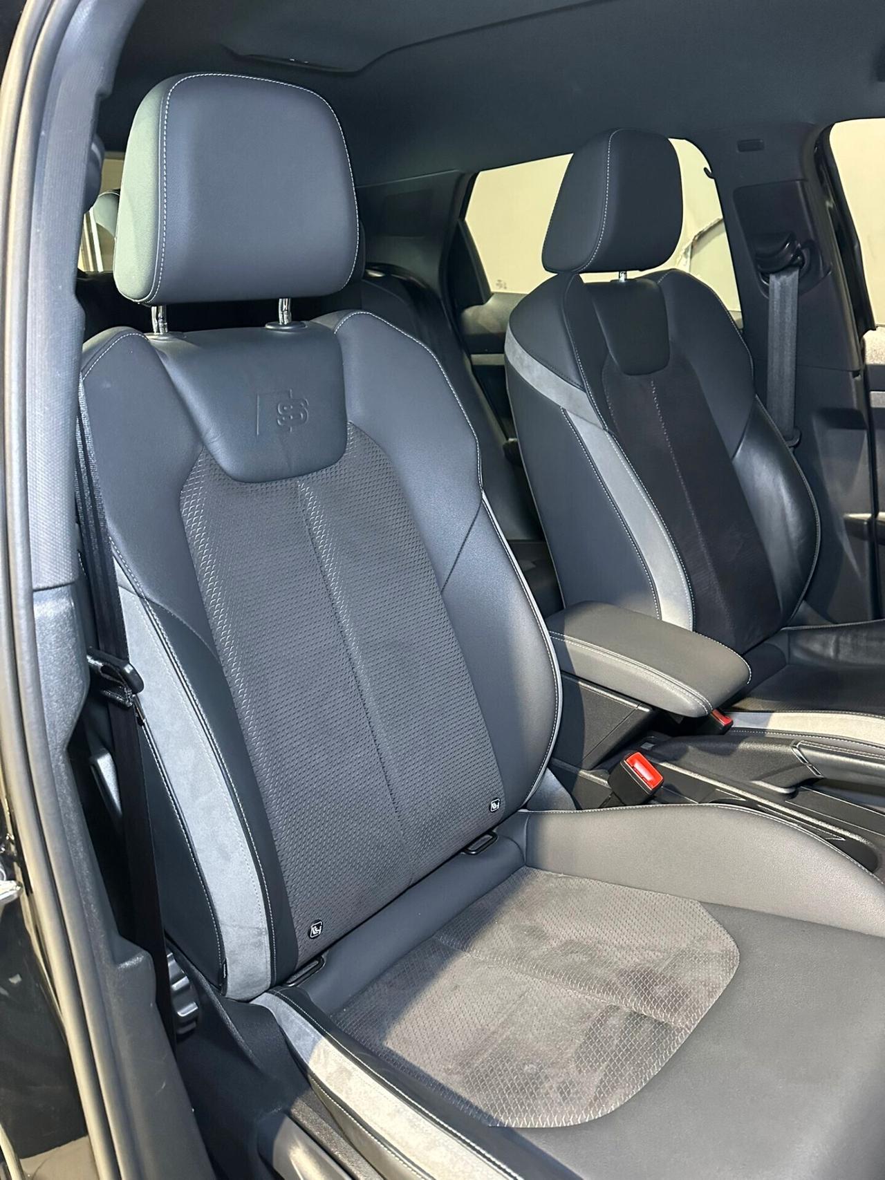 Audi A1 citycarver 1.5 35 TFSI S tronic Identity Contrast