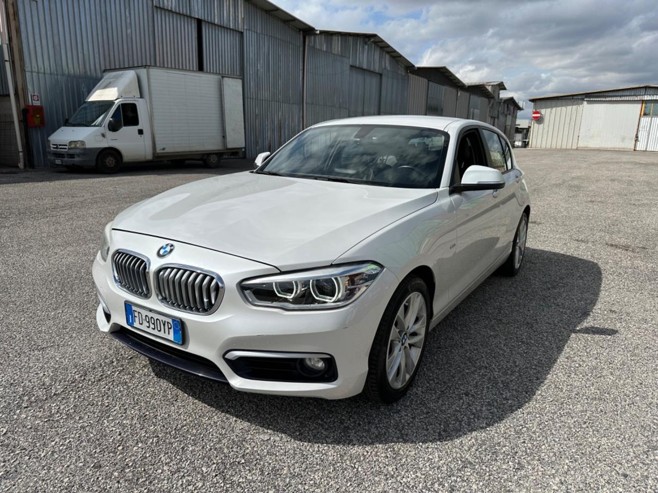 Bmw 118 118d 5p. SPORT LED PARI AL NUOVO