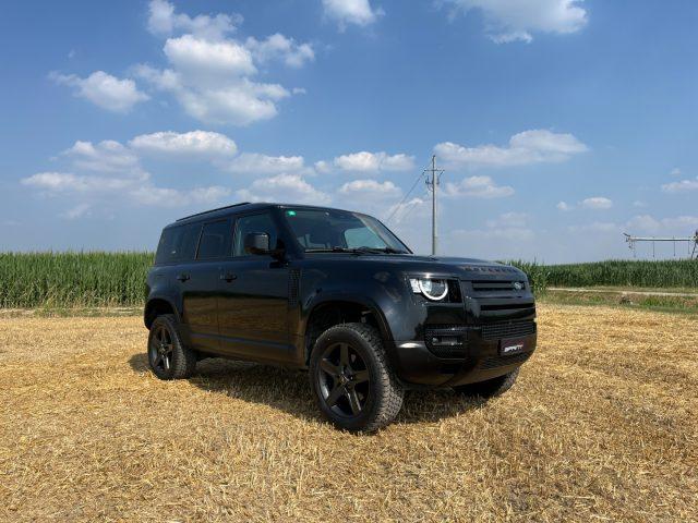 LAND ROVER Defender 110 3.0D I6 200CV AWD AUTO S TOTAL BLACK