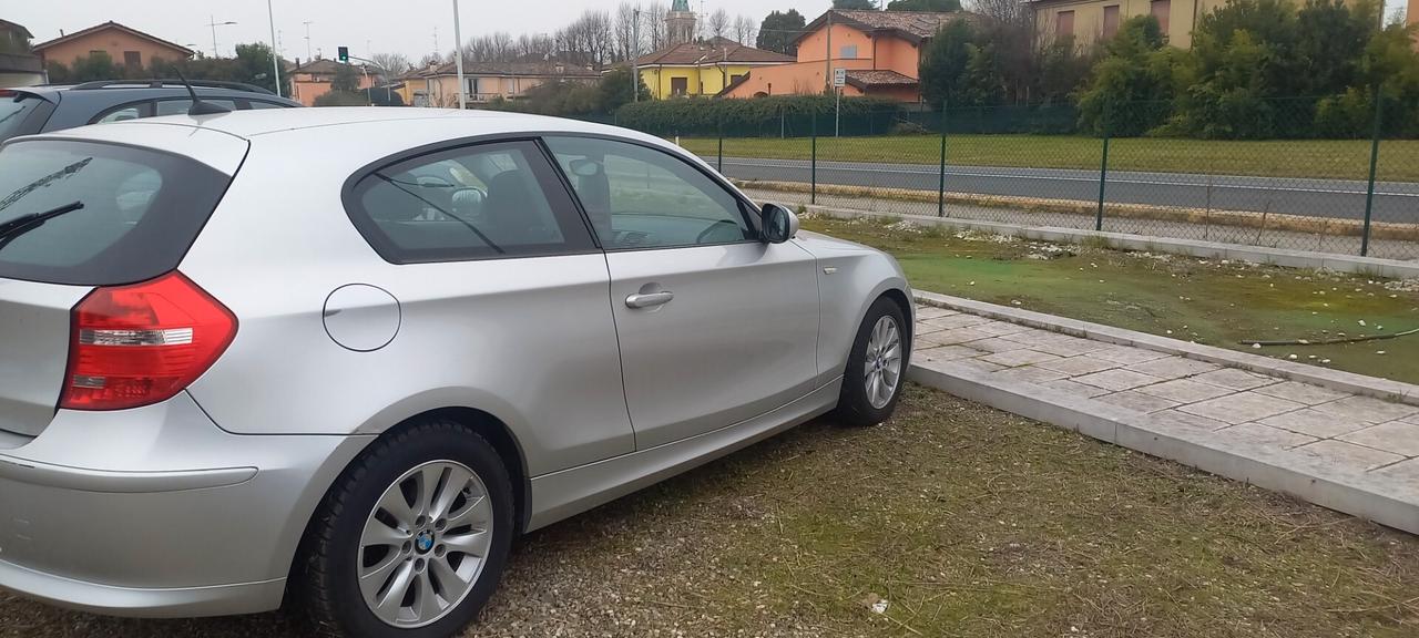 Bmw 116i cat 3 porte Eletta VEICOLO COME NUOVO