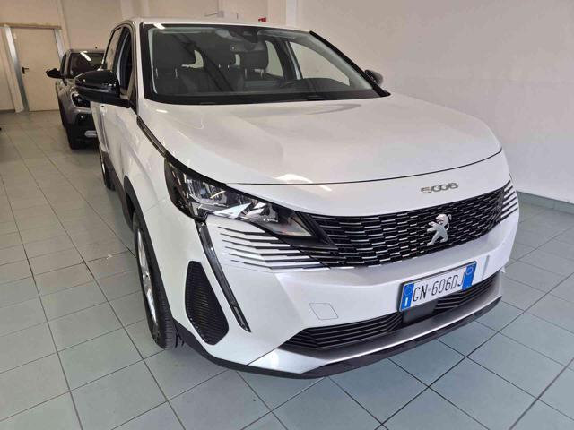 PEUGEOT 5008 BlueHDi 130 S&S Active Pack