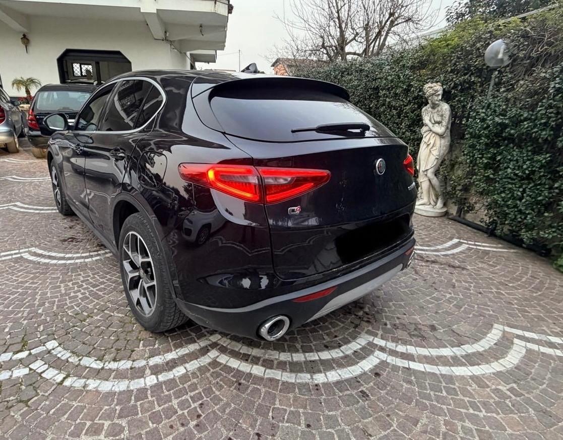Alfa Romeo Stelvio 2.2 Turbodiesel 210 CV AT8 Q4 B-Tech