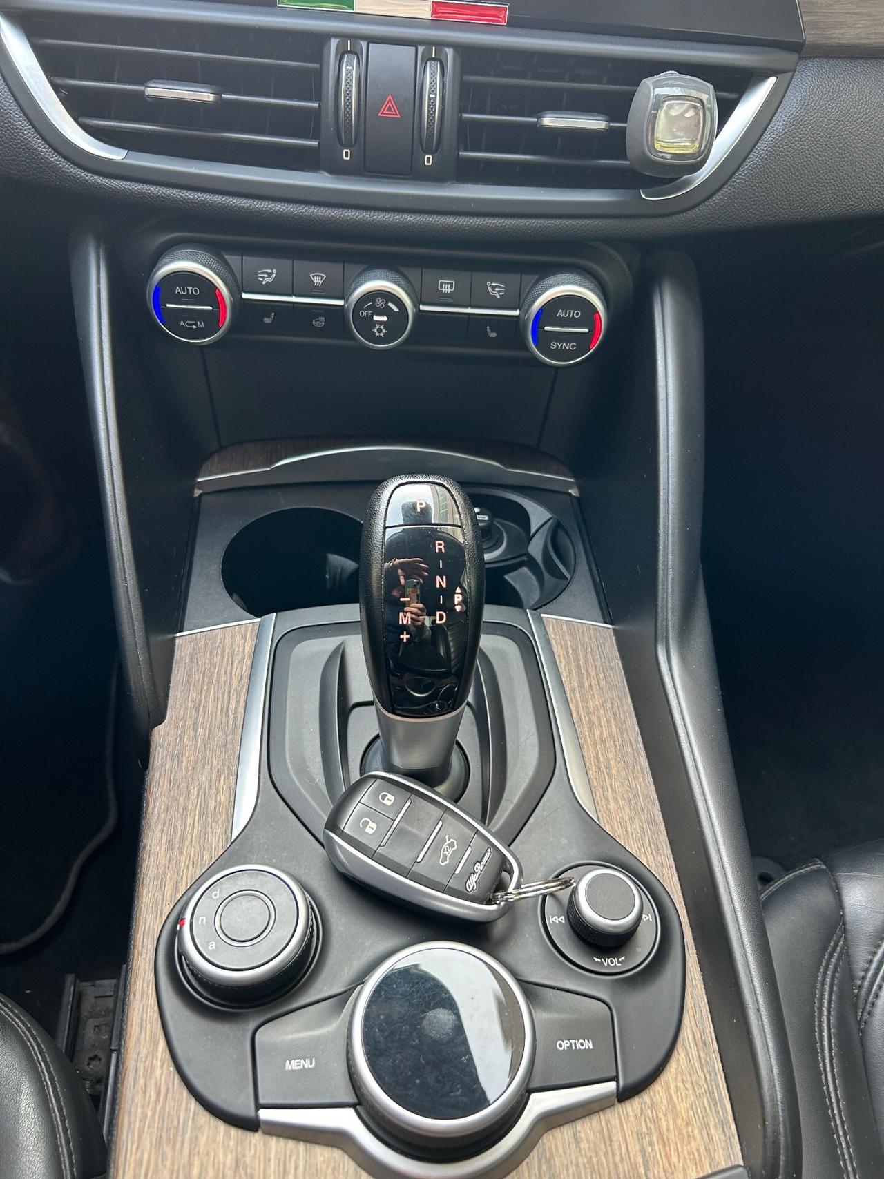 Alfa Romeo Giulia 2.2 Turbodiesel 180 CV AT8 Business Sport Launch Ed.