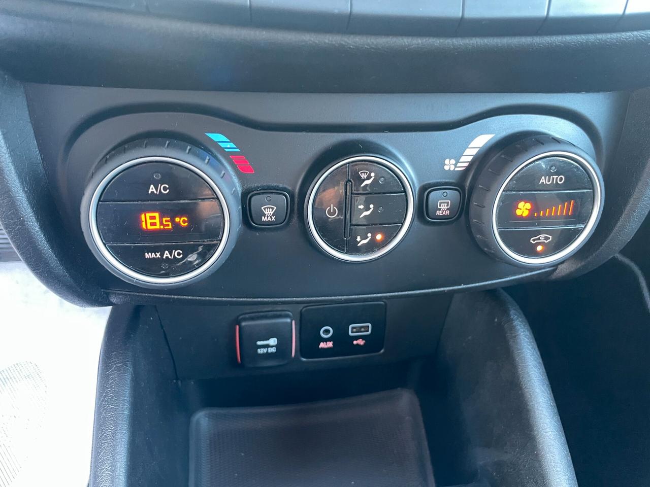 Fiat Tipo 1.6 Mjt S&S SW Lounge---KM CERTIFICATI IN FATTURA--