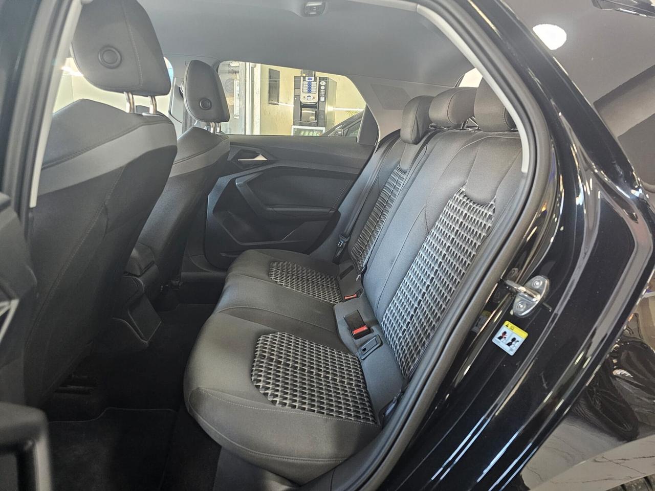 NUOVA AUDI A1 SPORTBACK S-LINE BLACK LINE 30 TFSI 116CV S-TRONIC