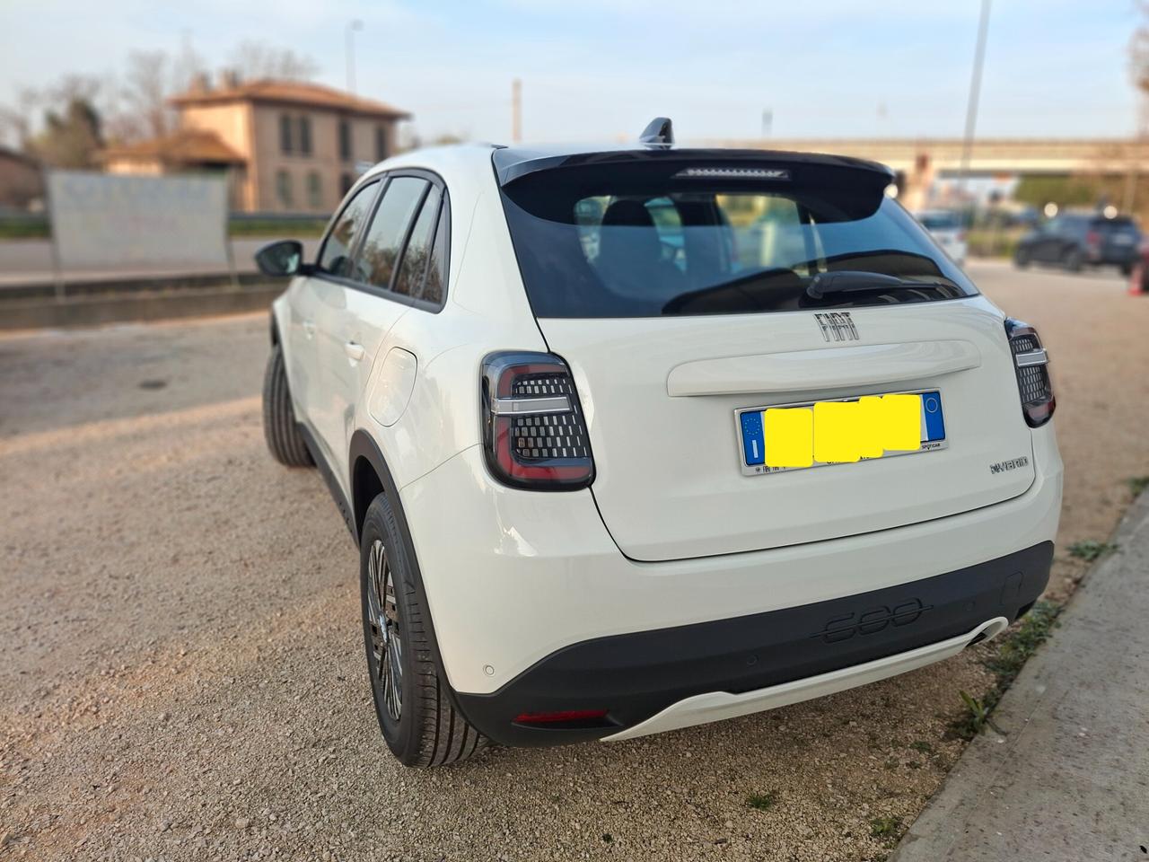 Fiat 600 Hybrid 110 CV DCT MHEV La Prima