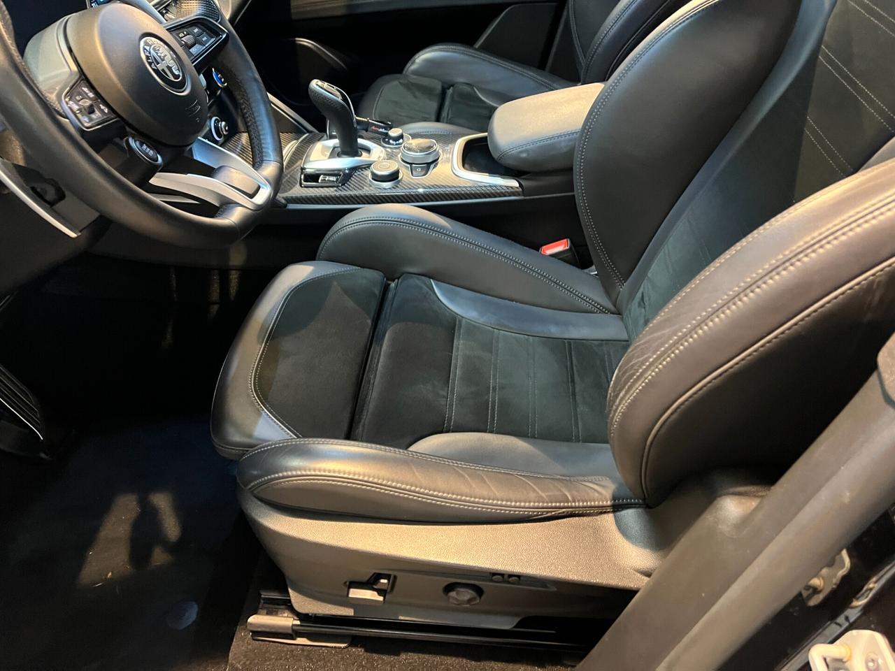 Alfa Romeo Stelvio 2.0 Turbo 280 CV AT8 Q4 Veloce Tì