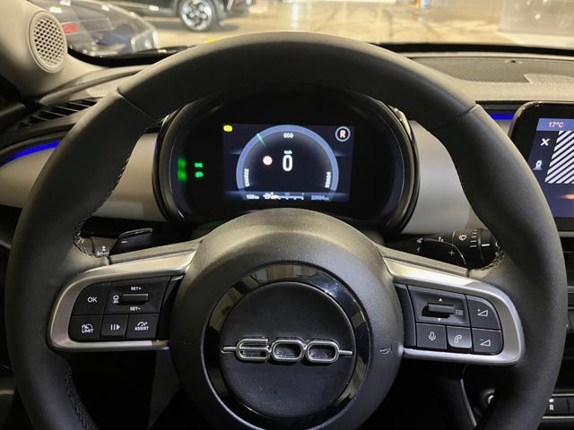 FIAT 600 Hybrid 136 CV DCT MHEV La Prima