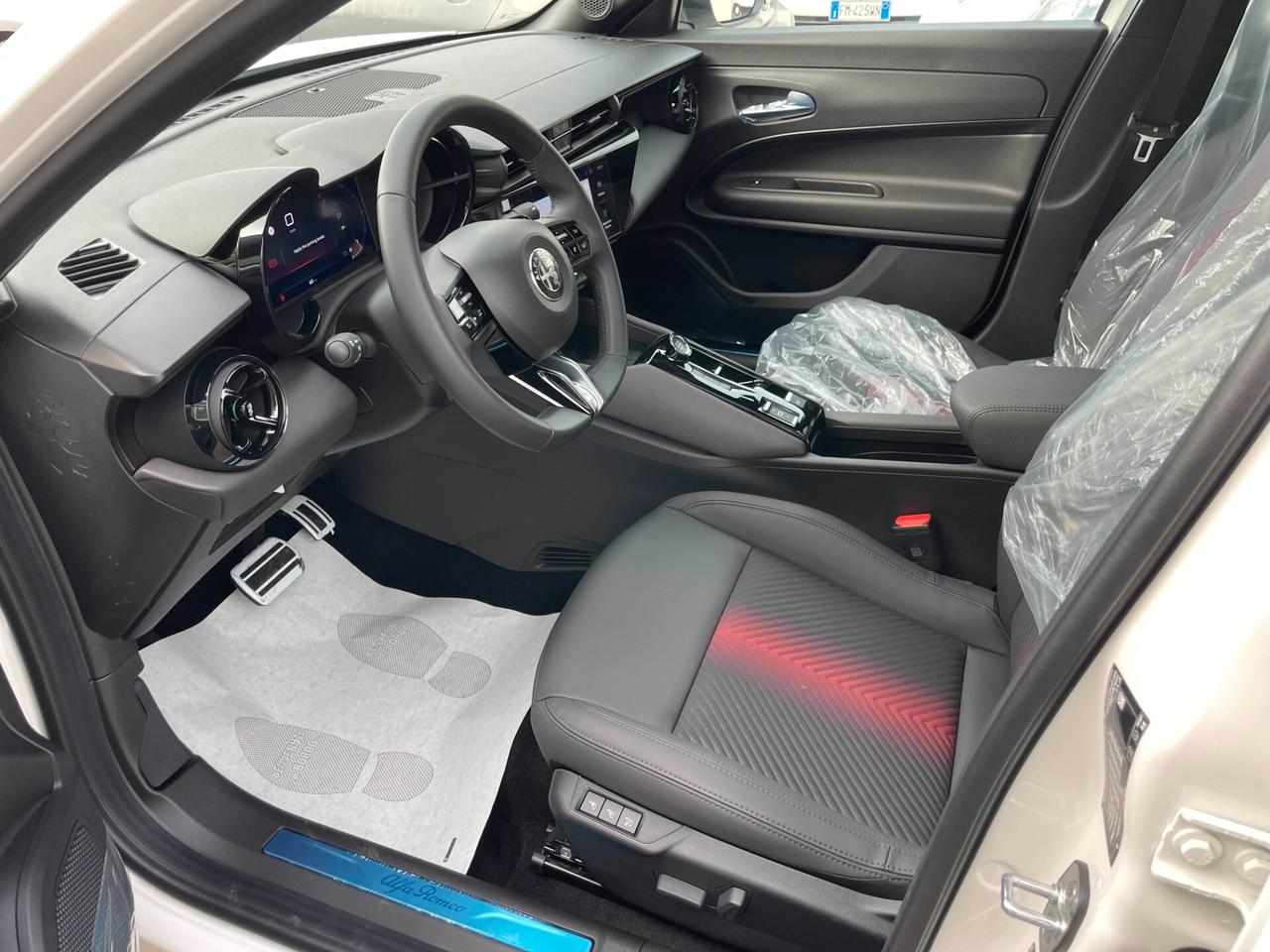 Alfa Romeo Altro JUNIOR 1.2 IBRIDA SPECIALE EDCT6