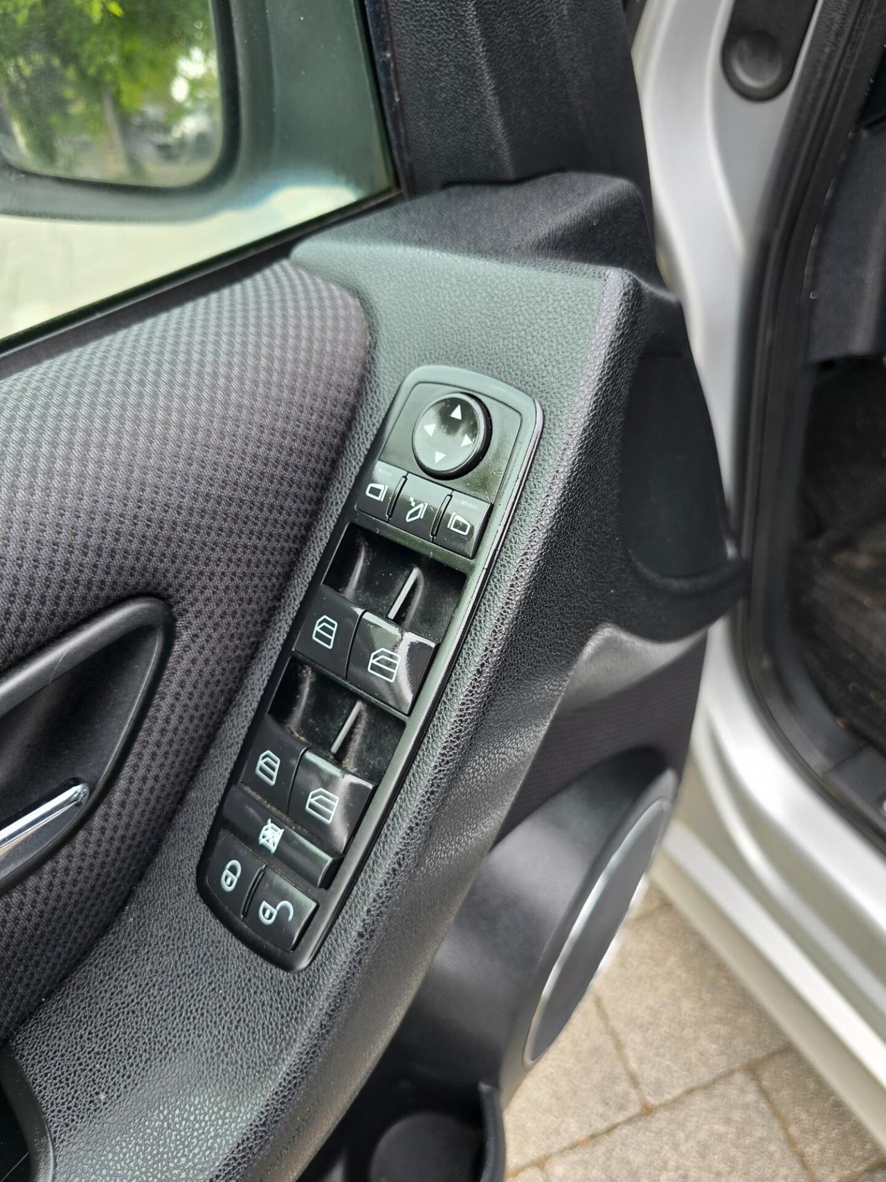 Mercedes-B 200 CDI 140cv 7Marce Sport Automatico