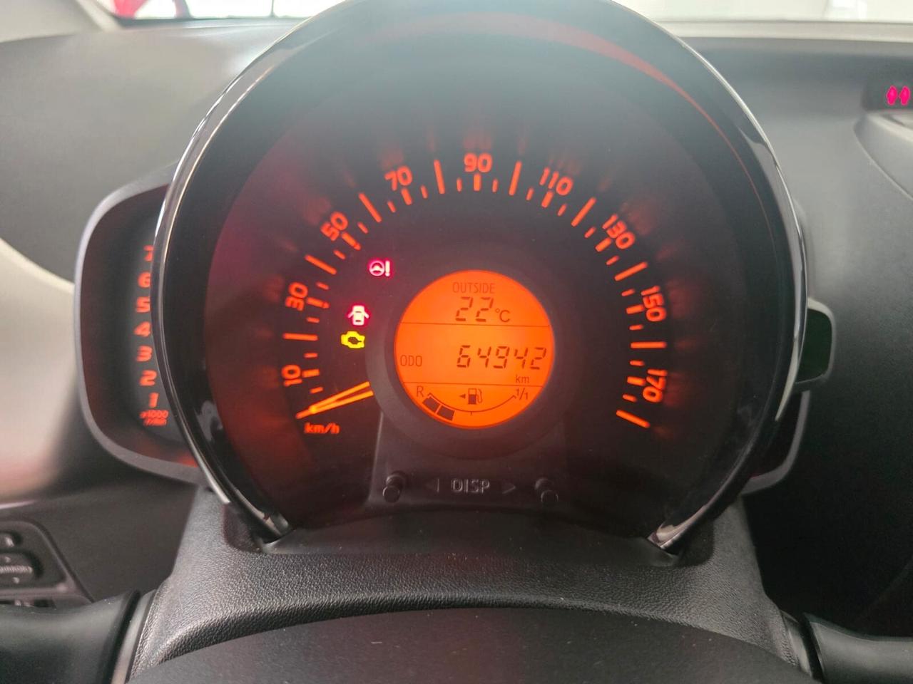 Toyota Aygo 1.0 VVT-i 69 CV 5 porte x-play