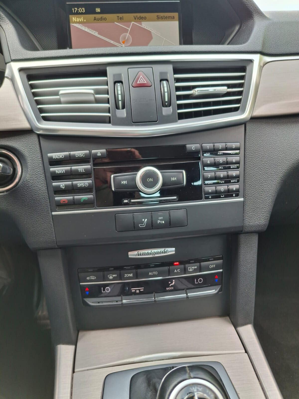 Mercedes-benz E 220 CDI BlueEFFICIENCY Avantg.AMG