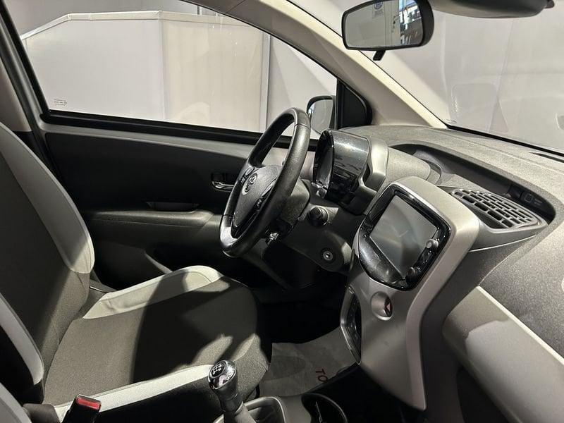 Toyota Aygo Aygo Connect 1.0 VVT-i 72 CV 5 porte x-play MMT