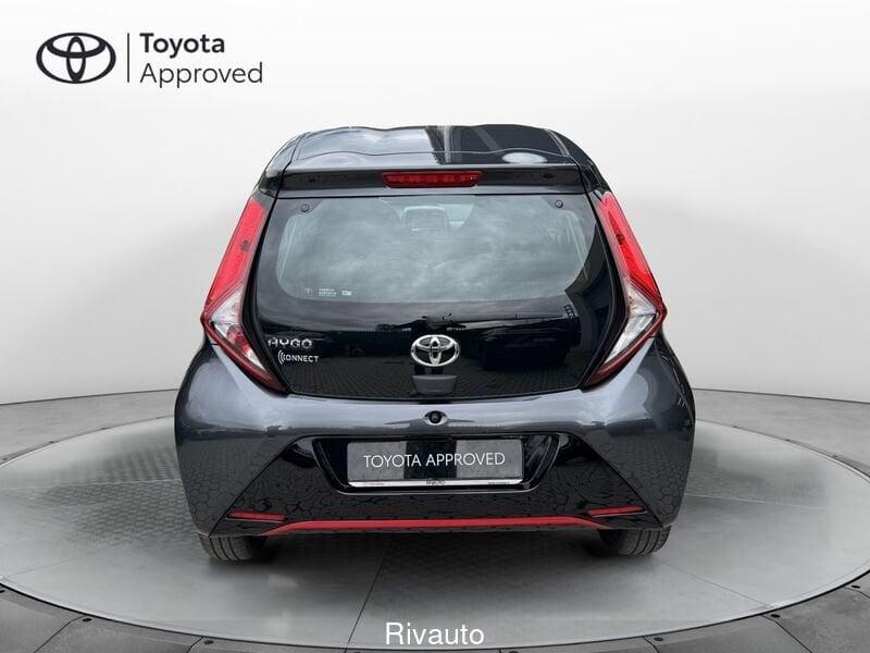 Toyota Aygo Aygo Connect 1.0 VVT-i 72 CV 5 porte x-play