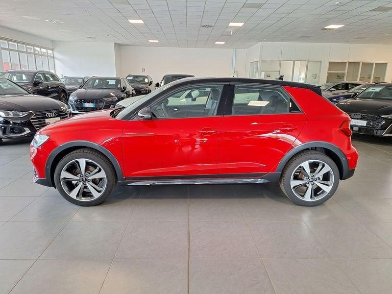 Audi A1 A1 allstreet 30 1.0 tfsi Identity Contrast 116cv s tronic