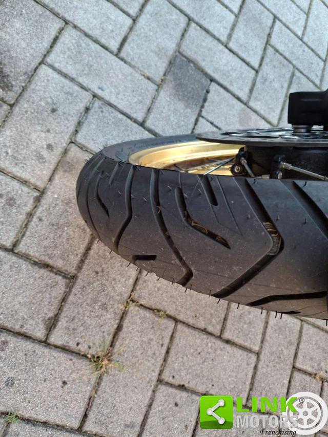 SUZUKI V-Strom 650 xt GARANZIA INCLUSA