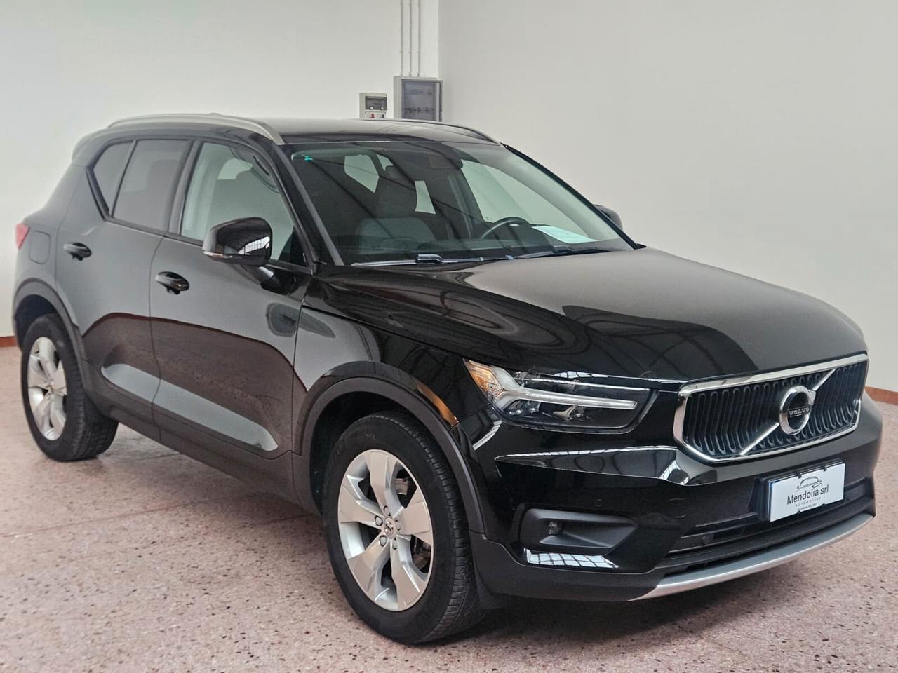 Volvo XC40 D3 Momentum Pro