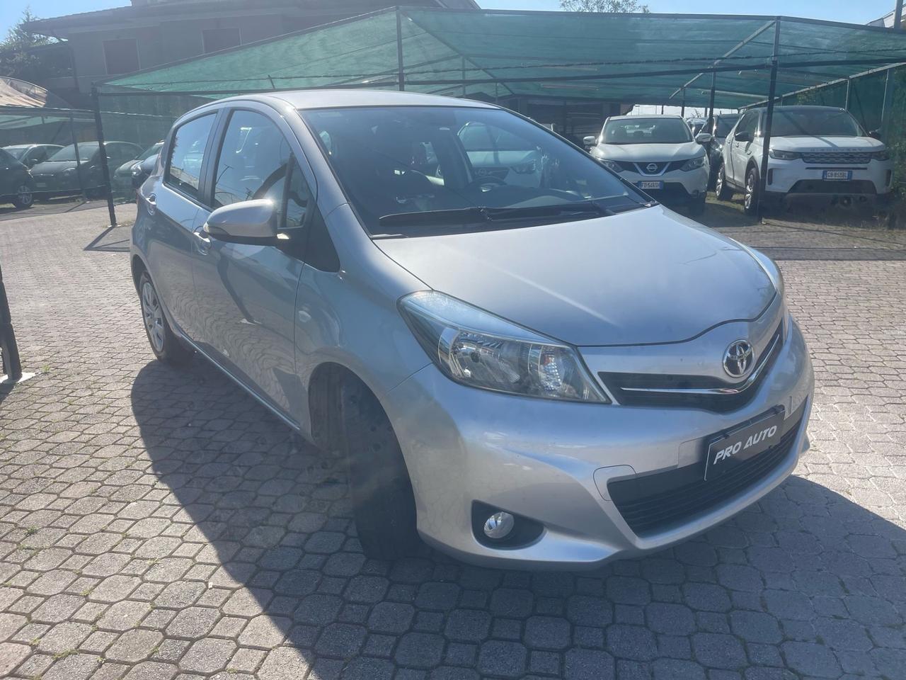 Toyota Yaris 1.4 D-4D 5 porte Lounge