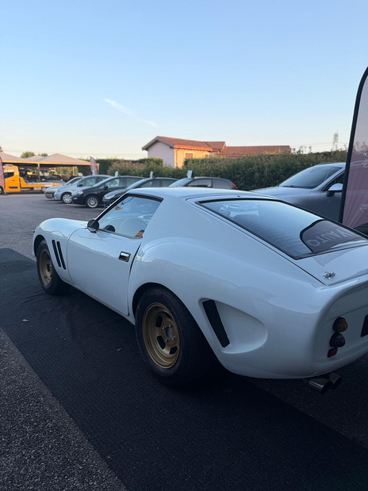 Nissan 280 ZX particolare restauro GTO 250