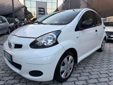 Toyota Aygo 5 Porte Aygo 5p 1.0 Sol Connect IDONEA NEOPATENTATI