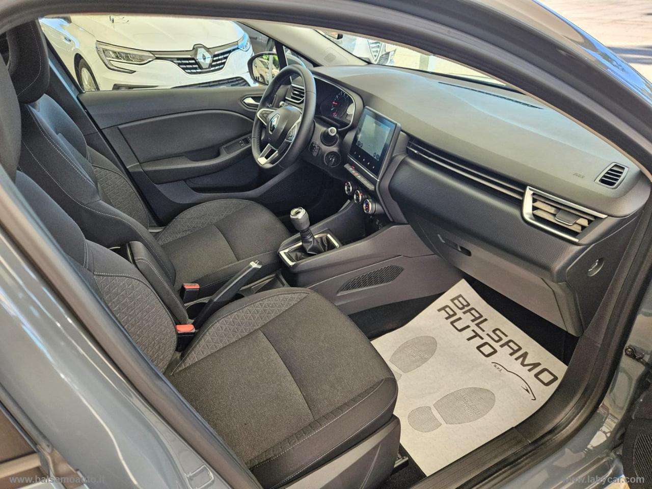 RENAULT Clio TCe 12V 100 CV 5p. Zen
