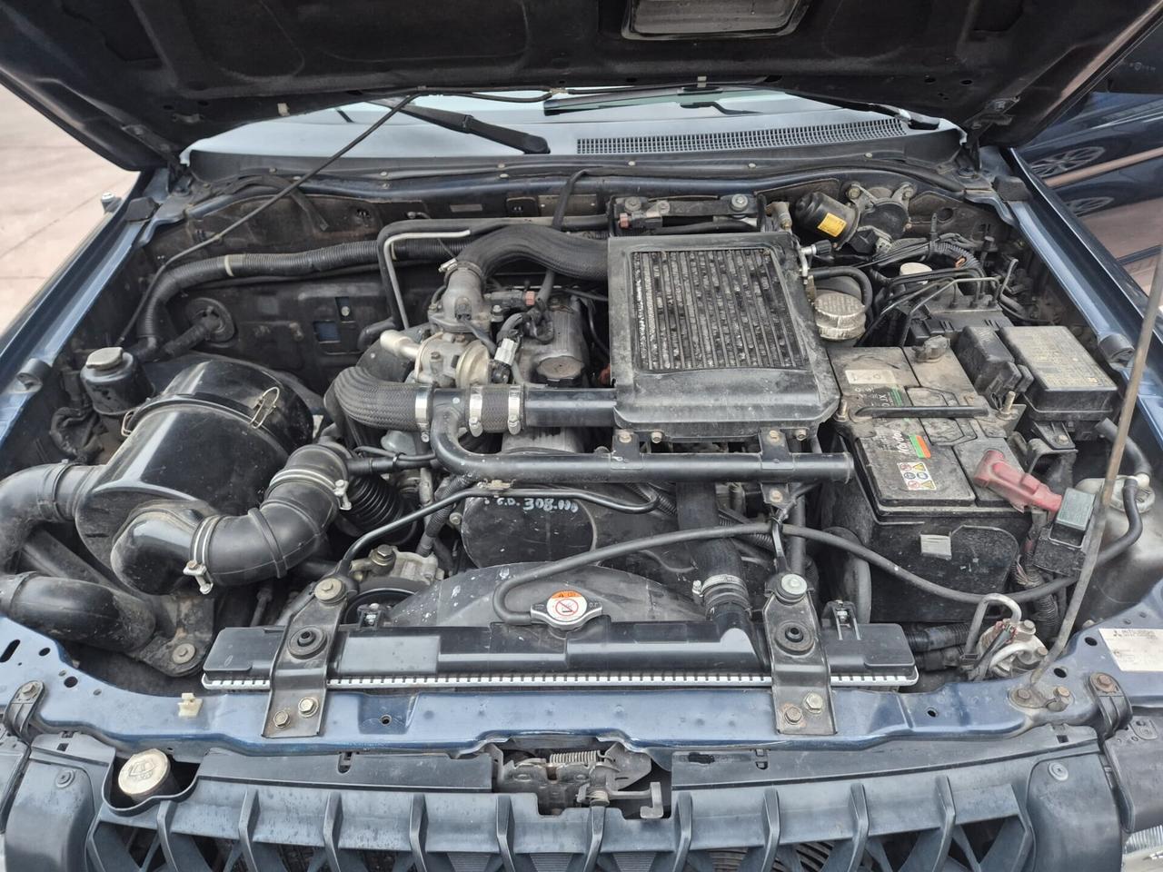 Mitsubishi Pajero Sport 2.5 TDI GLX 4x4 !!!