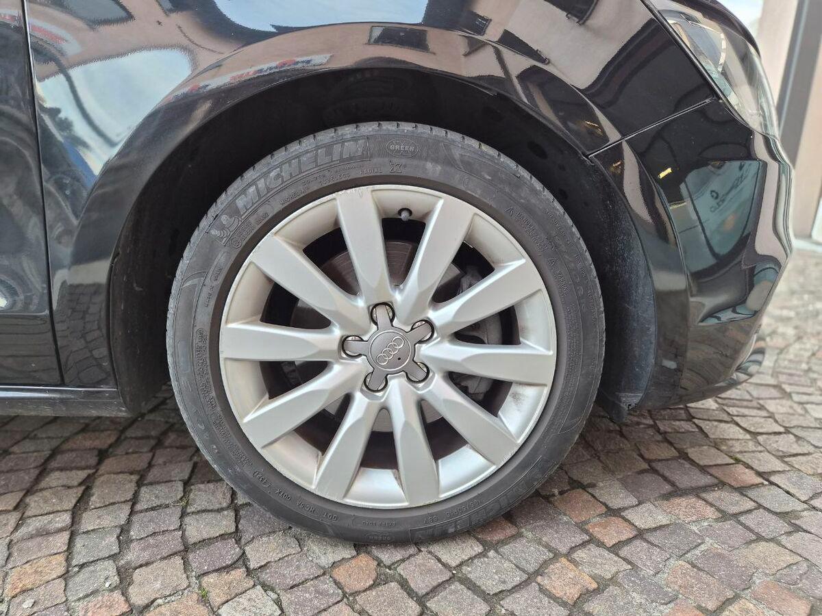 Audi A1 1.6 tdi Ambition 105cv