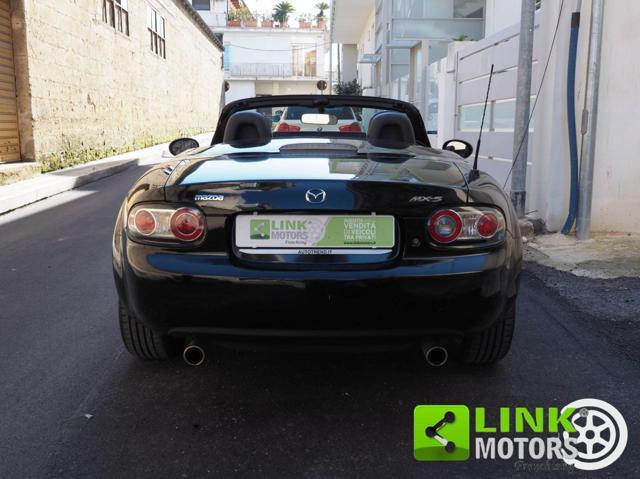 MAZDA MX-5 Roadster Coupé 1.8L Fire